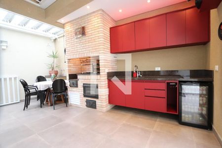 Casa à venda com 150m², 3 quartos e 4 vagas Casa à venda com 150m², 3 quartos e 4 vagasÁrea Externa