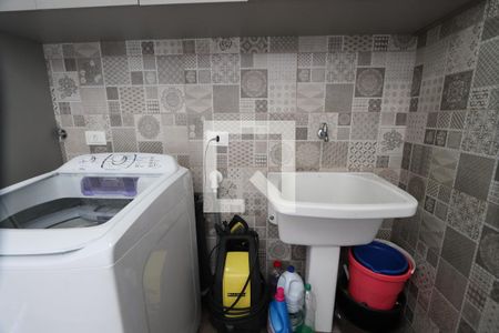 Casa à venda com 150m², 3 quartos e 4 vagas Casa à venda com 150m², 3 quartos e 4 vagasÁrea de Serviço