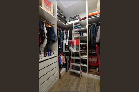 Casa à venda com 150m², 3 quartos e 4 vagas Casa à venda com 150m², 3 quartos e 4 vagasCloset