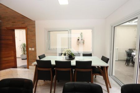 Casa à venda com 150m², 3 quartos e 4 vagas Casa à venda com 150m², 3 quartos e 4 vagasSala de Jantar