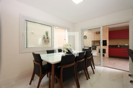 Casa à venda com 150m², 3 quartos e 4 vagas Casa à venda com 150m², 3 quartos e 4 vagasSala de Jantar