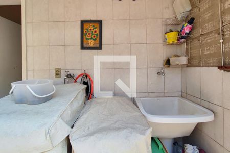 Casa à venda com 169m², 4 quartos e 2 vagasÁrea de Serviço