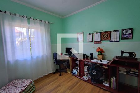 Casa à venda com 169m², 4 quartos e 2 vagasQuarto 3