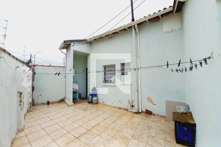 Casa à venda com 185m², 3 quartos e 4 vagasEdicula