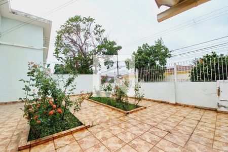 Casa à venda com 185m², 3 quartos e 4 vagasÁrea Externa
