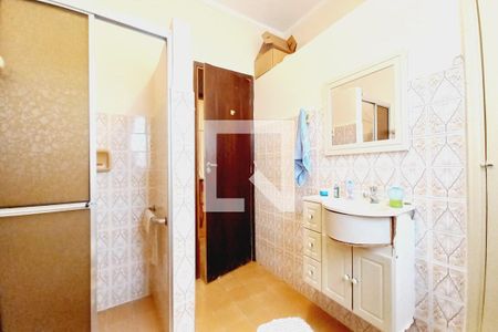 Casa à venda com 185m², 3 quartos e 4 vagasBanheiro