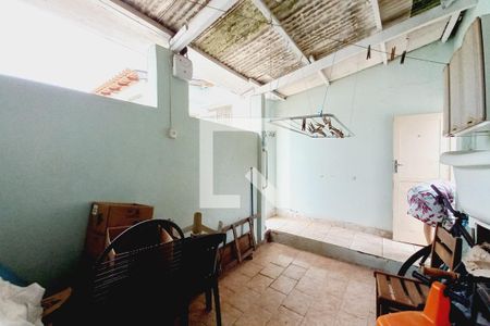 Casa à venda com 185m², 3 quartos e 4 vagasDespensa