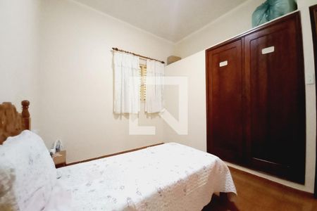 Casa à venda com 185m², 3 quartos e 4 vagasQuarto 2