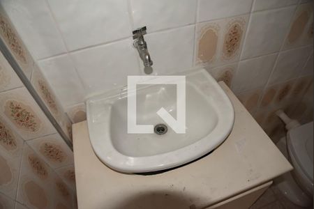 Banheiro de kitnet/studio para alugar com 1 quarto, 50m² em Mirandópolis, São Paulo