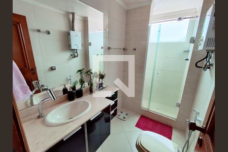 Apartamento à venda com 300m², 4 quartos e 2 vagas Apartamento à venda com 300m², 4 quartos e 2 vagasBanheiro Social