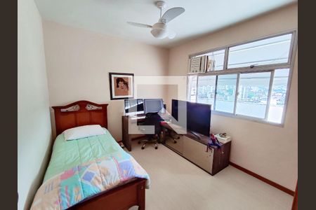 Apartamento à venda com 300m², 4 quartos e 2 vagas Apartamento à venda com 300m², 4 quartos e 2 vagasQuarto 3