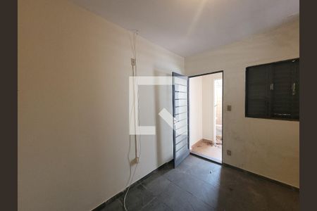 Casa à venda com 196m², 4 quartos e 4 vagas Casa à venda com 196m², 4 quartos e 4 vagasQuarto de Serviço