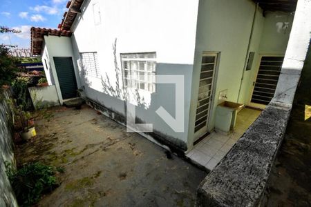 Casa à venda com 79m², 5 quartos e 2 vagas