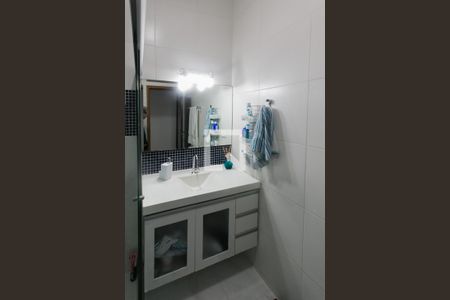 Casa à venda com 80m², 2 quartos e sem vagaBanheiro