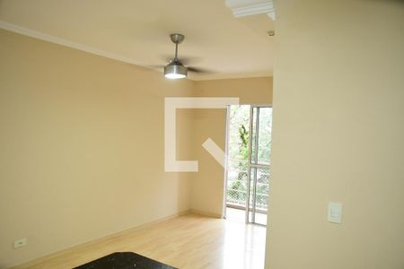 Sala de apartamento para alugar com 2 quartos, 52m² em Jardim dos Ipês, Cotia