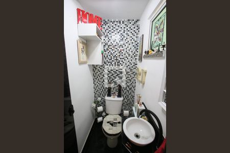Lavabo de casa à venda com 2 quartos, 65m² em Curicica, Rio de Janeiro