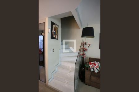 Escada de casa à venda com 2 quartos, 65m² em Curicica, Rio de Janeiro