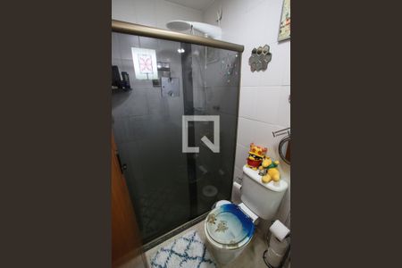 Casa à venda com 65m², 2 quartos e 2 vagasBanheiro da Suíte 2