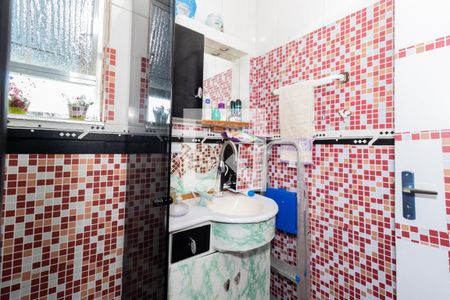 Apartamento para alugar com 44m², 2 quartos e sem vaga Apartamento para alugar com 44m², 2 quartos e sem vagaBanheiro