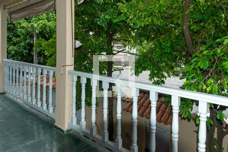 Casa à venda com 300m², 3 quartos e 2 vagas Casa à venda com 300m², 3 quartos e 2 vagasVaranda - Quarto 3