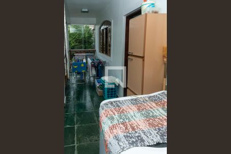 Casa à venda com 300m², 3 quartos e 2 vagas Casa à venda com 300m², 3 quartos e 2 vagasÁrea de Serviço