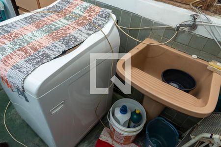 Casa à venda com 300m², 3 quartos e 2 vagas Casa à venda com 300m², 3 quartos e 2 vagasÁrea de Serviço