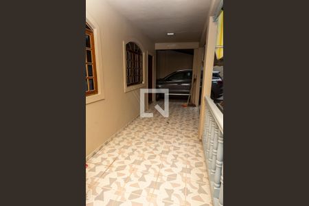 Casa à venda com 300m², 3 quartos e 2 vagas Casa à venda com 300m², 3 quartos e 2 vagasVaranda Sala