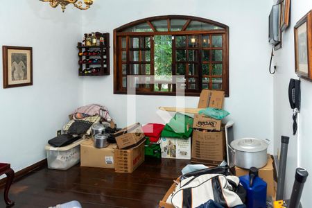 Casa à venda com 300m², 3 quartos e 2 vagas Casa à venda com 300m², 3 quartos e 2 vagasQuarto 1