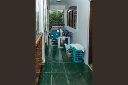 Casa à venda com 300m², 3 quartos e 2 vagas Casa à venda com 300m², 3 quartos e 2 vagasÁrea de Serviço