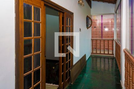 Casa à venda com 300m², 3 quartos e 2 vagas Casa à venda com 300m², 3 quartos e 2 vagasVaranda - Quarto 2