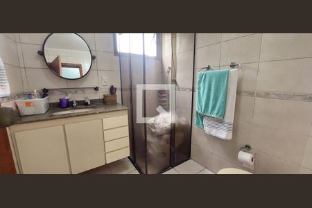 Apartamento à venda com 89m², 2 quartos e 1 vaga Apartamento à venda com 89m², 2 quartos e 1 vagaBanheiro 2