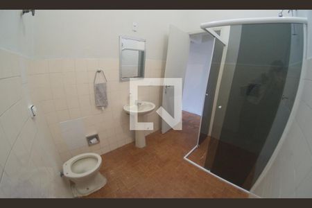 Banheiro de casa para alugar com 2 quartos, 95m² em Ferreira, São Paulo