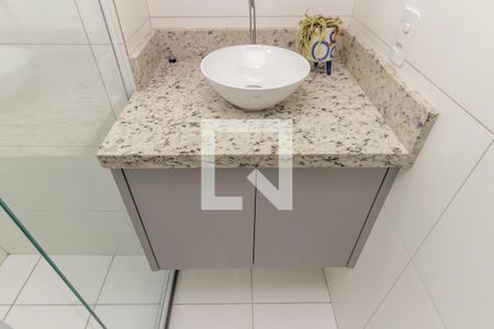 Banheiro de apartamento para alugar com 1 quarto, 25m² em Vila Buarque, São Paulo