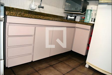 Apartamento à venda com 109m², 2 quartos e sem vagaCozinha - gabinete pia