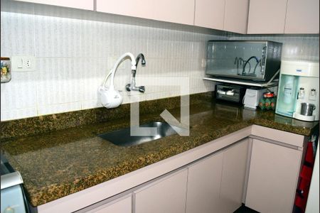 Apartamento à venda com 109m², 2 quartos e sem vagaCozinha