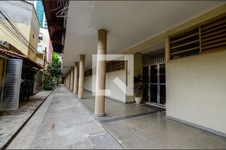 Apartamento à venda com 85m², 2 quartos e sem vaga Apartamento à venda com 85m², 2 quartos e sem vagaEntrada