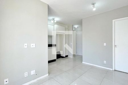 Sala de apartamento à venda com 2 quartos, 43m² em Vila São João, Guarulhos