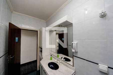 Casa à venda com 326m², 6 quartos e 3 vagasBanheiro