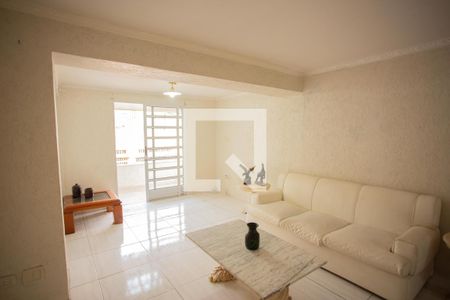 Sala de casa para alugar com 3 quartos, 300m² em Jardim Picolo, São Paulo