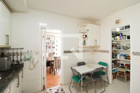 Apartamento à venda com 93m², 3 quartos e 2 vagasCozinha