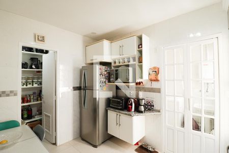 Apartamento à venda com 93m², 3 quartos e 2 vagasCozinha