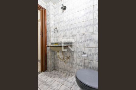 Casa à venda com 100m², 3 quartos e 1 vaga Casa à venda com 100m², 3 quartos e 1 vagaBanheiro da Suíte