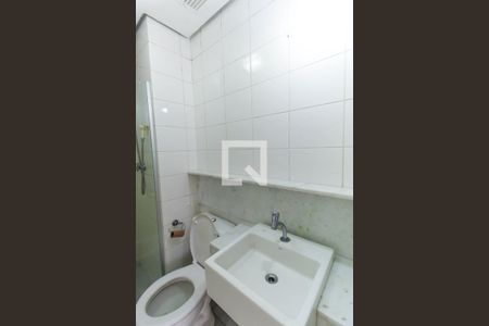 Apartamento à venda com 57m², 2 quartos e 1 vaga Apartamento à venda com 57m², 2 quartos e 1 vagaBanheiro