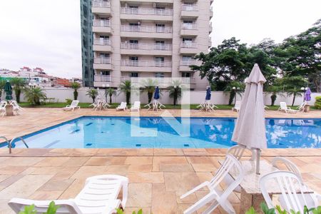 Apartamento à venda com 57m², 2 quartos e 1 vaga Apartamento à venda com 57m², 2 quartos e 1 vagaÁrea comum - Piscina