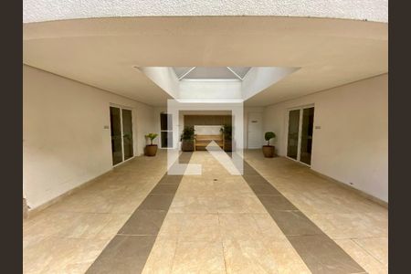 Apartamento à venda com 100m², 3 quartos e 2 vagas Apartamento à venda com 100m², 3 quartos e 2 vagasÁrea de Serviço