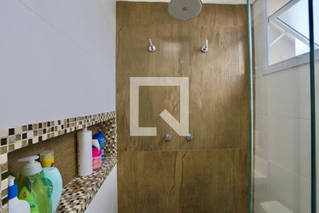 Apartamento à venda com 100m², 3 quartos e 2 vagas Apartamento à venda com 100m², 3 quartos e 2 vagasBanheiro do Quarto 1