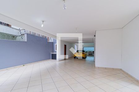 Casa para alugar com 292m², 4 quartos e 5 vagasGaragem