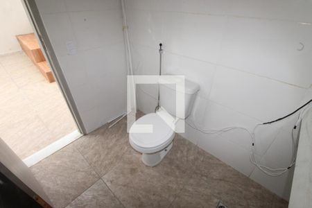 Casa à venda com 260m², 4 quartos e 2 vagasBanheiro piscina