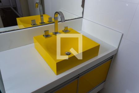 Casa à venda com 148m², 3 quartos e 2 vagas Casa à venda com 148m², 3 quartos e 2 vagasBanheiro da Suíte