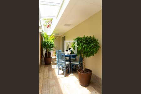 Casa à venda com 148m², 3 quartos e 2 vagas Casa à venda com 148m², 3 quartos e 2 vagasJardim